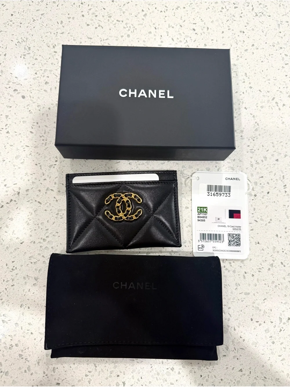 CHANEL 19 Cardholder black calfskin leather Gold CC Brand new full set pristine
